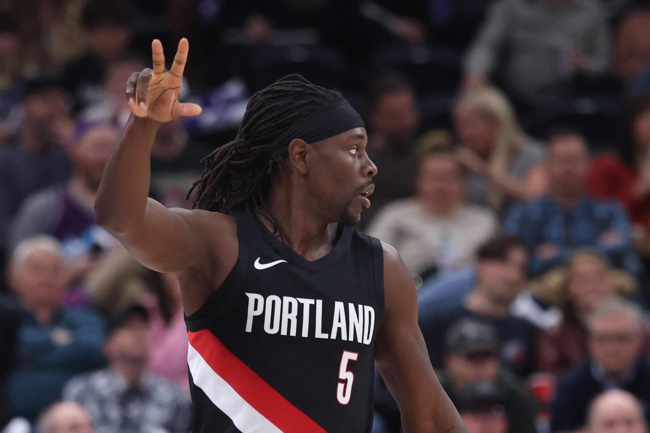 星空体育APP-已缺阵快两个月！明日开拓者迎战火箭 霍勒迪升级为小概率出战